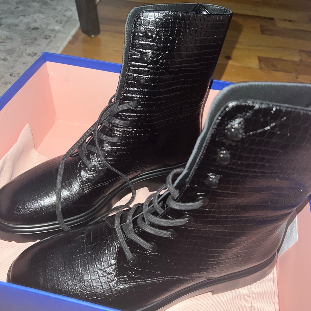 Stuart Weitzman boots